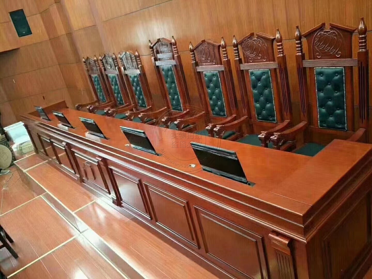 智慧法庭桌椅无纸化法官桌法官椅