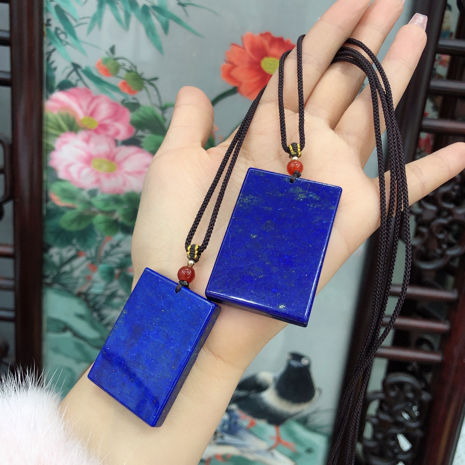 F395 天然青金石无事牌原矿帝王青金石吊坠 约4-5cm 随机发货