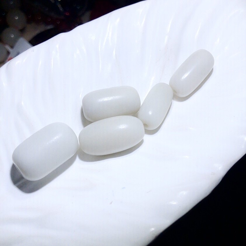 V909 天然和田玉米达桶珠勒子配件20-25mmdiy手链隔珠吊坠散珠