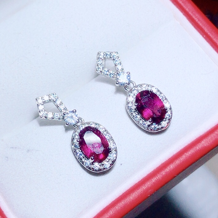 V924 天然石榴石耳钉紫牙乌石榴石女人石耳饰礼物女8mm简约设计