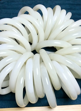 天然和田玉羊脂藕粉手镯老料