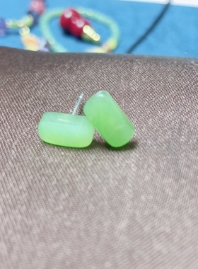 UU0674 天然和田玉碧玉耳钉方款公主方苹果绿和田玉送耳堵
