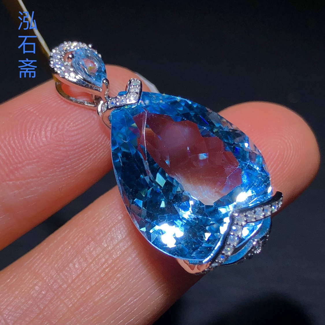 ZZ0218 天然托帕石水滴吊坠s925银天空蓝30/15mm彩色宝石