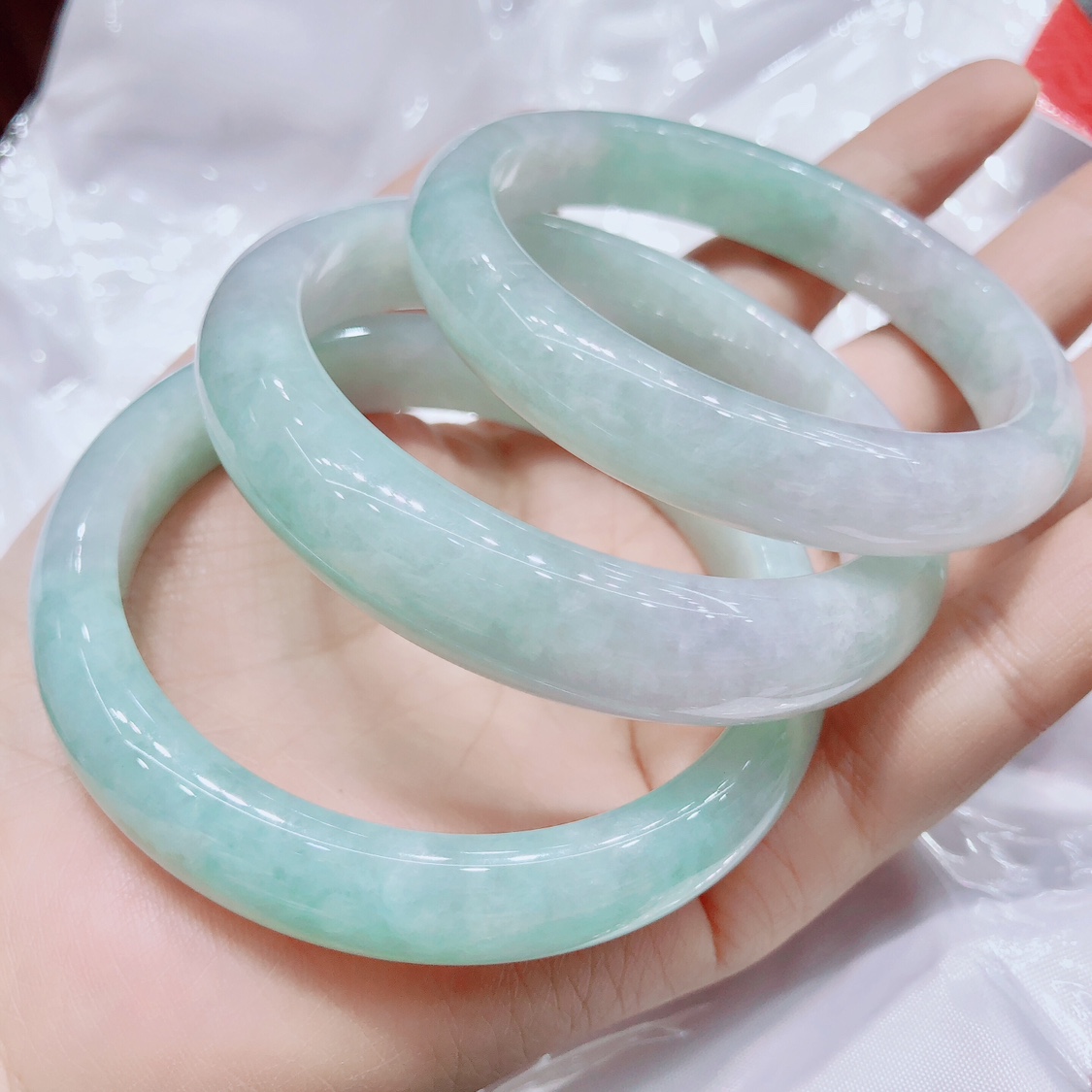 R340 天然A货翡翠手镯缅甸糯冰果阳绿淡春带彩手镯玉石首饰礼物