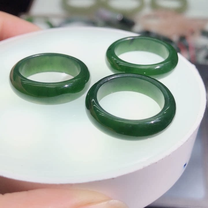 天然和田玉碧玉指环老碧玉戒指