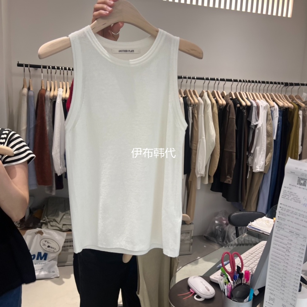 圆领纯色休闲羊毛针织打底背心