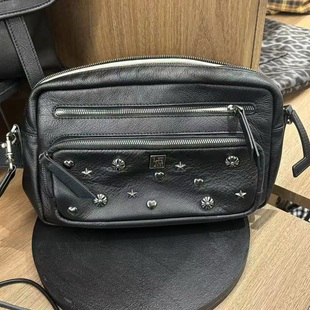 新 TROIS LEI韩国东大门代购 铆钉真皮斜挎包腰包胸包 金属时尚