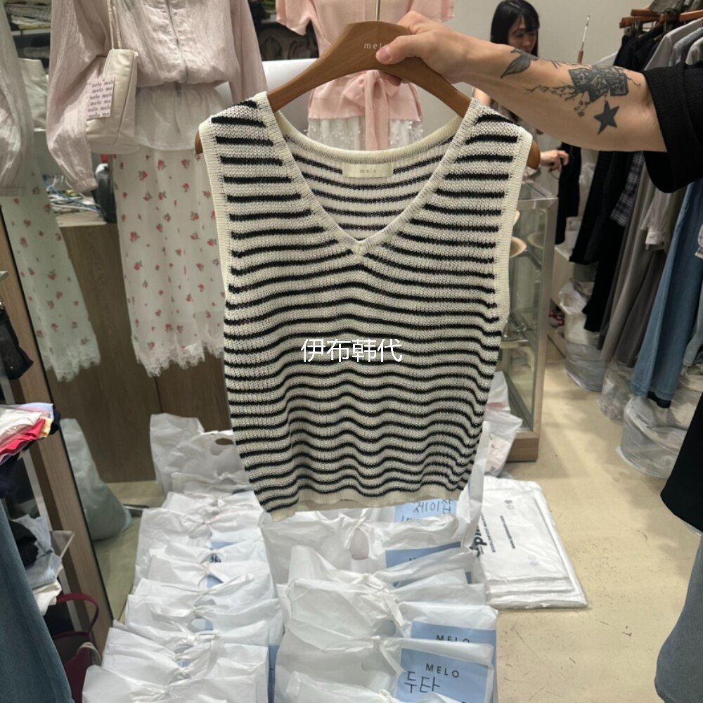 MELO韩国东大门正品代购26夏款 V领休闲简约条纹套头针织背心