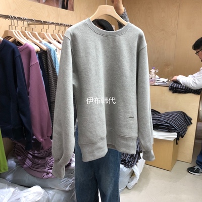 圆领纯色加绒标牌宽松卫衣