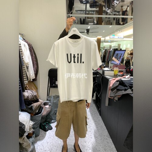 圆领休闲字母休闲短袖T恤女