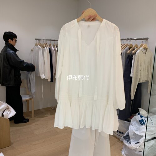 V领纯色宽松绑带休闲连衣裙