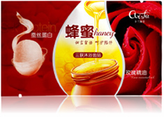 满28元包邮包邮卡兰纳菲三合一奶膏蚕丝蛋白蜂蜜玫瑰精油三联补水