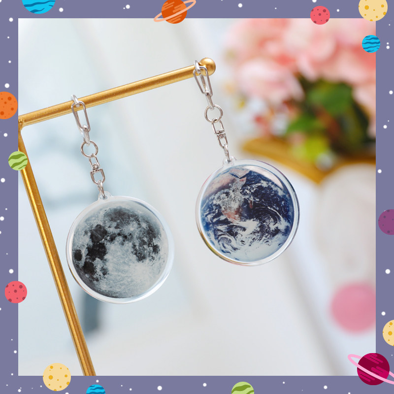 钥匙扣月球地球亚克力滴胶挂件男女挂饰情侣挂链包包airpods配饰