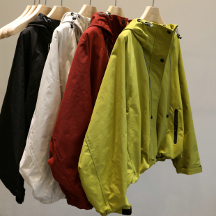 连帽休闲夹克上衣 外套女宽松长袖 自留巨出片 欧货冲锋衣短款