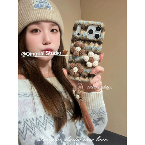 ins毛绒gt5/v70s/gt3针织花朵gt8pro/V30暖v60/OPPO真我gtneo7/6se手机壳花朵realme15/12/14/10s手绳V13v11