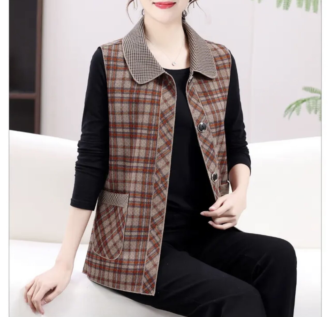 中老年女装妈妈装春装马夹老年人婆婆春秋款翻领格子马甲奶奶坎肩