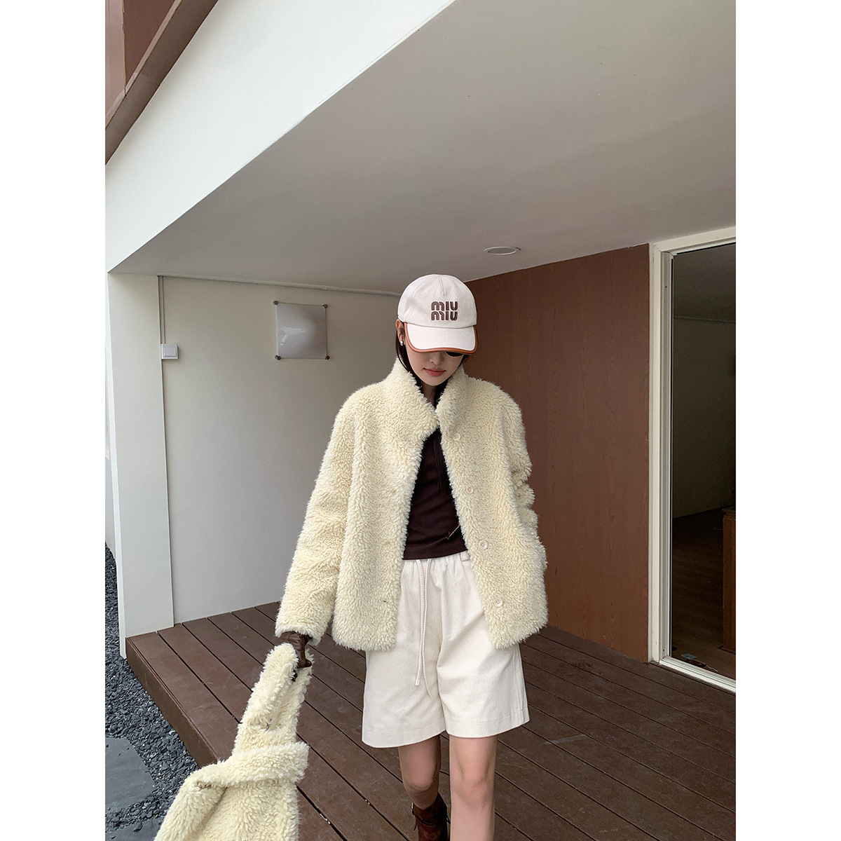 趋梦DT ETOLIE立领皮毛一体羊羔毛外套女冬季保暖温柔风环保皮草