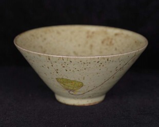 清雍正粉彩莲蓬纹鹌鹑蛋青釉斗笠茶盏茶碗
