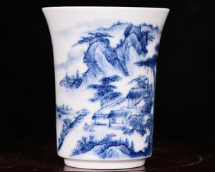 清康熙青花山水茅檐低小纹酒杯茶杯