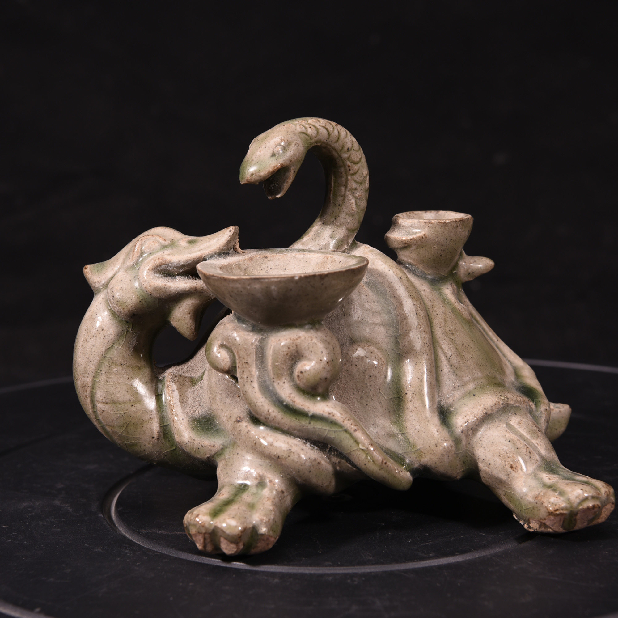 晋唐越窑秘色瓷青瓷四灵之龟蛇同体玄武