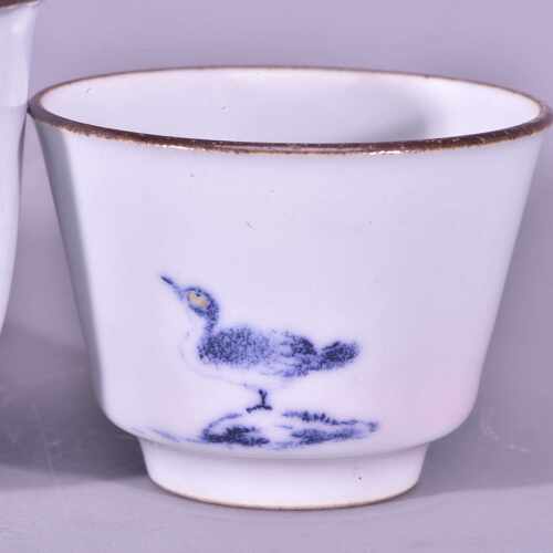 大宋官窑青花大雁水草游鱼纹酒杯茶