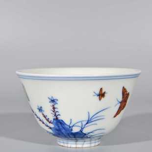 大明成化年制斗彩蝶恋花纹三秋杯