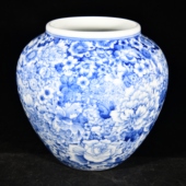 建国初期出口创汇青花万花锦百花不漏地纹鸡心罐