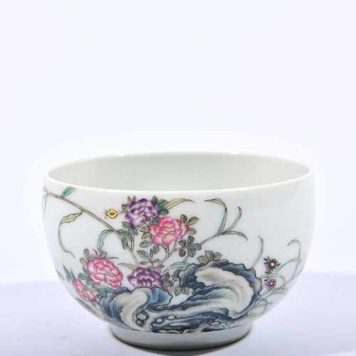 大清雍正御制珐琅彩安居乐业鹌鹑纹茶杯
