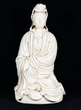 宋汝窑白釉观音装饰摆件