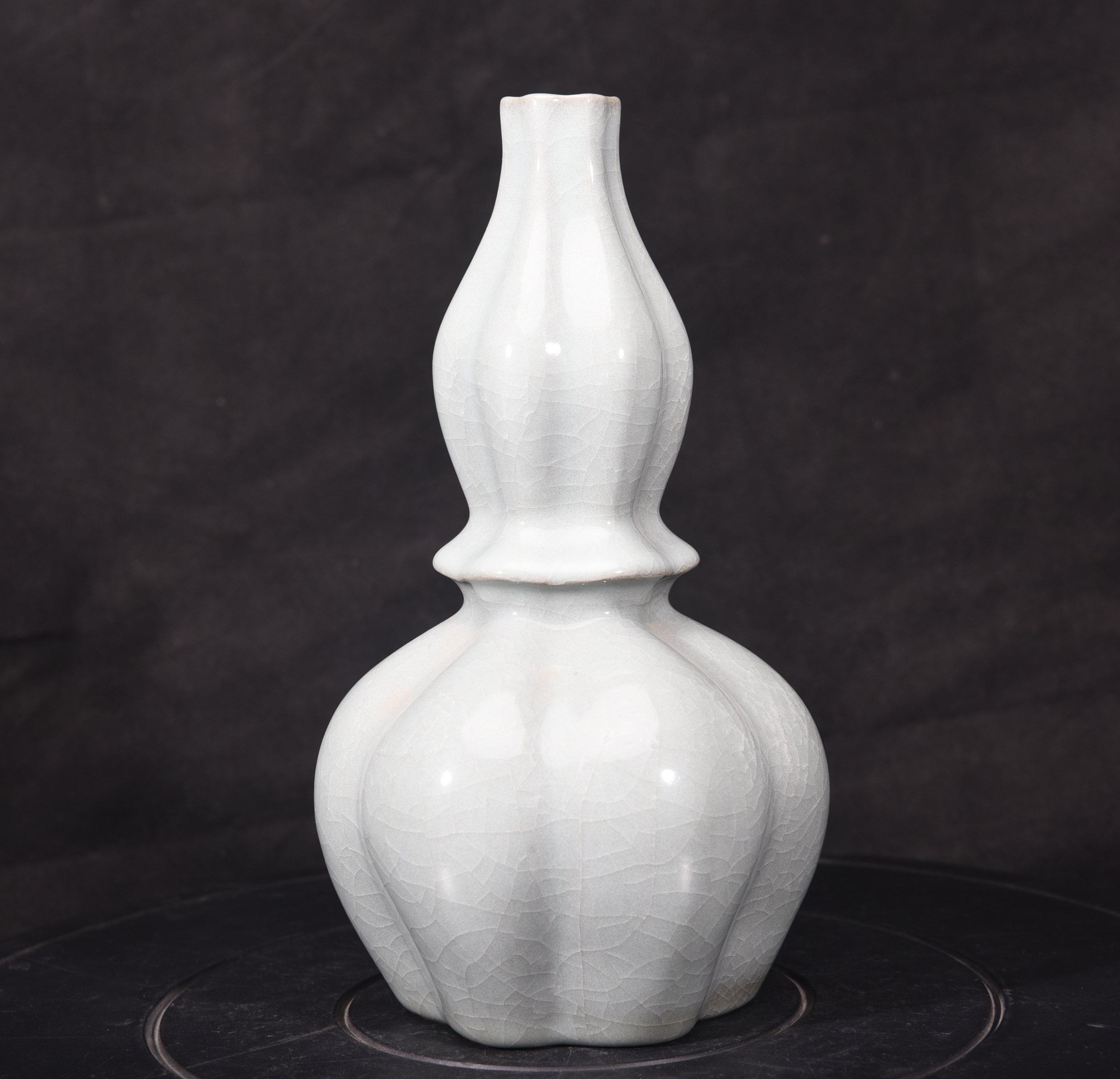 大宋官窑瓜楞葫芦瓶