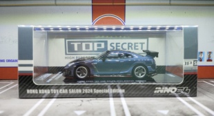NISSAN尼桑GT R35合金模型展会限定法拉利F40 64仿真日产 INNO1
