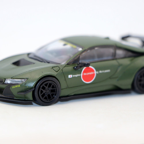 para64合金1/64宝马i8跑车模型