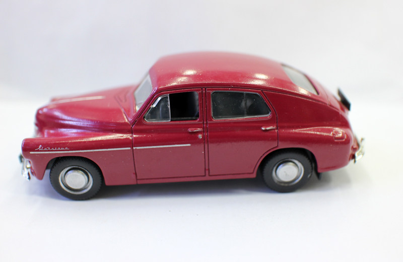 外贸1 43合金车 warszawa 华沙m20汽车前苏联经典轿车模型