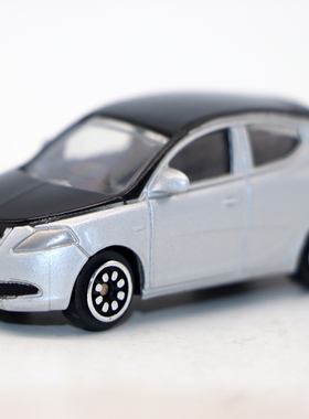 玩具合金车 1 64 LANCIA 蓝旗亚 Ypsilon 汽车模型 摆件