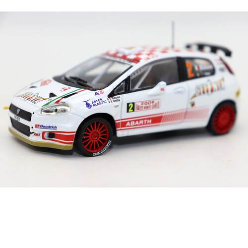 IXO合金车1 43 Fiat Punto S2000 2009 菲亚特拉力赛车模型摆件