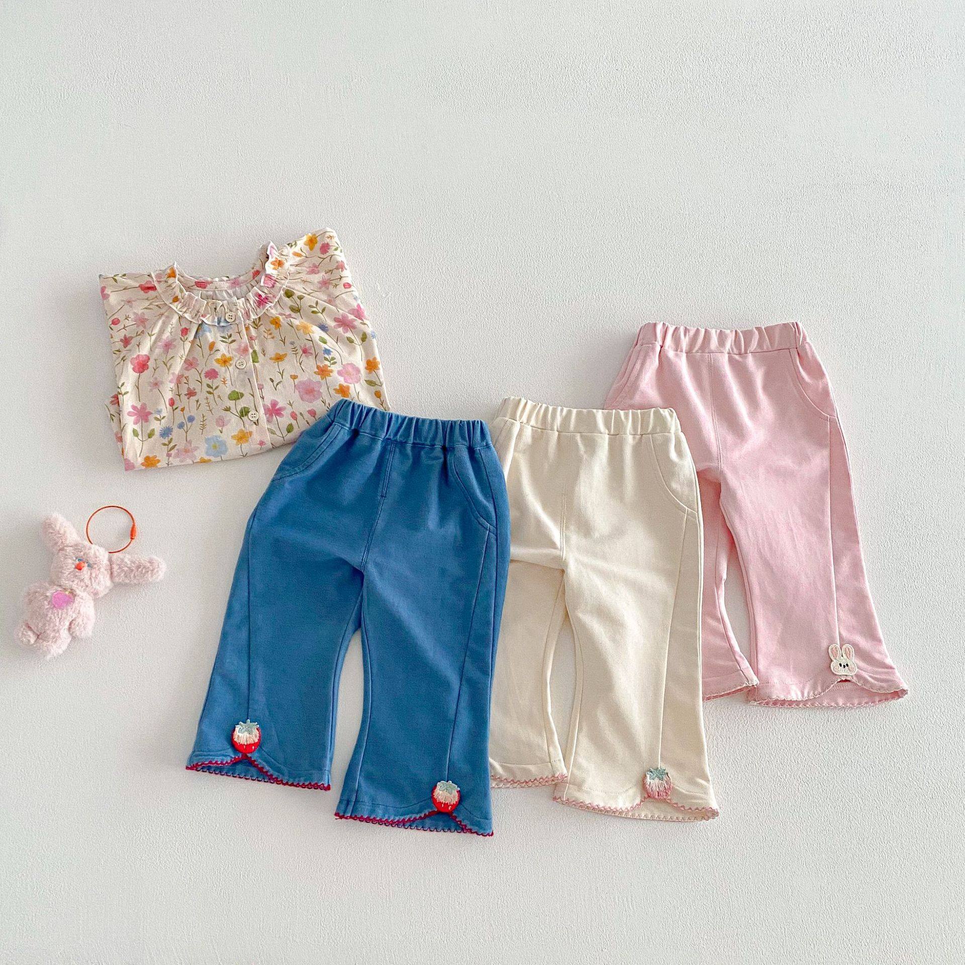拉果女童卡通喇叭裤2026春季宝宝韩版贴标草莓休闲裤儿童洋气裤子,童装/婴儿装/亲子装,裤子,淘宝优惠券,粉丝福利购,淘宝优惠卷