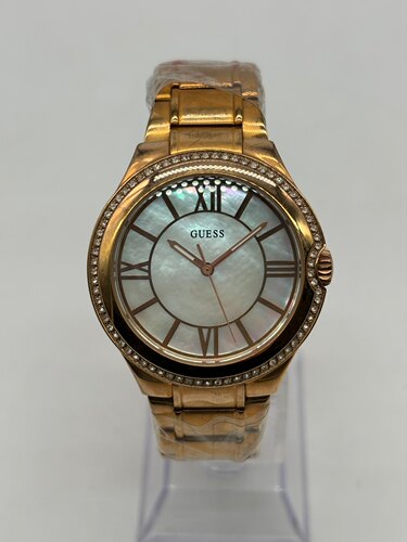 杭州米兰坊名牌寄售店 GUESS 时尚休闲镶钻金色女士腕表 W15077L1