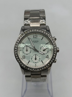 杭州米兰坊名牌寄售店 GUESS 时尚休闲镶钻银色女士腕表 U13593L1