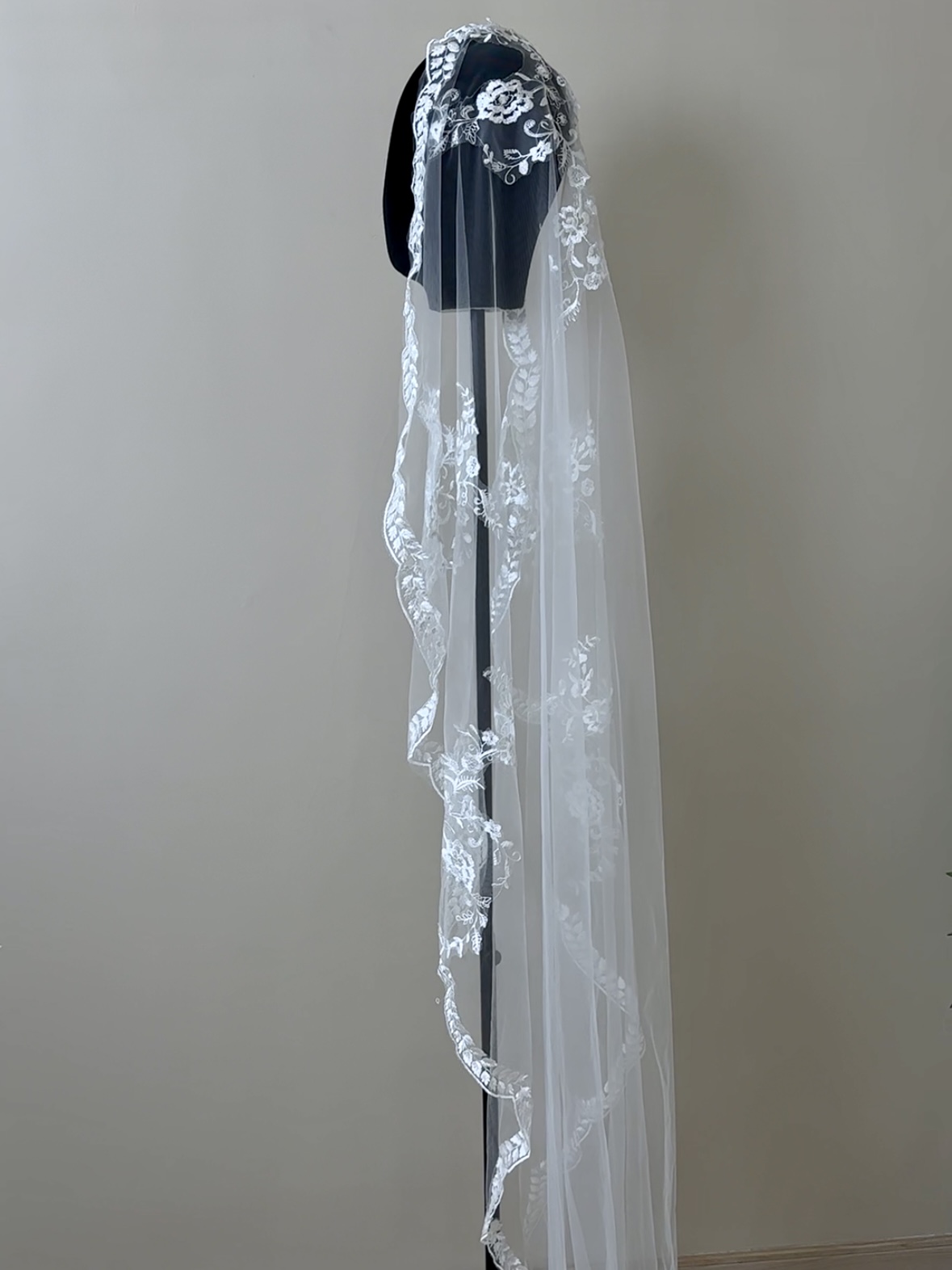 2米复古蕾丝头纱新娘饰品样片拍摄外景造型旅拍写真余爱婚纱配饰