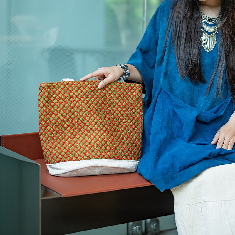 钟声刺绣 全手工 新款斗笠孔单肩包便携时尚收纳包 茶道零配,箱包皮具/热销女包/男包,通用款女包,淘宝优惠券,粉丝福利购,淘宝优惠卷