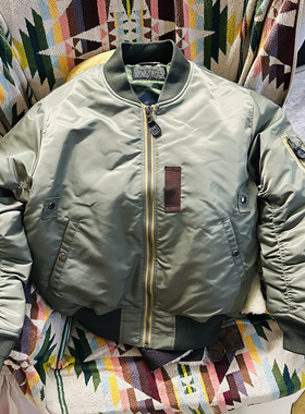 无手臂徽章纯色纯原飞行服MA-1基础款双绒300g填充宽松棉服夹克