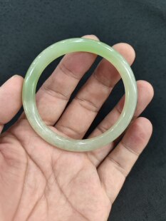 翠青手镯晴水飘绿翠青手镯圆条手镯无裂无纹质地细腻56圈口
