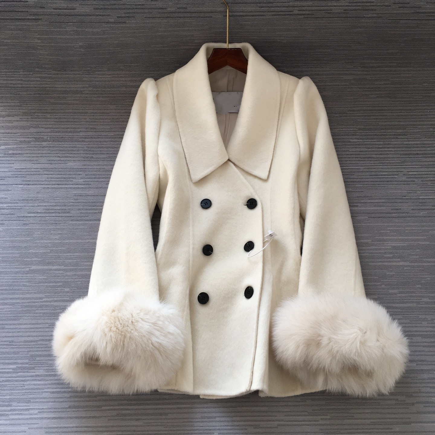 女狐狸毛袖口短款羊毛外套上衣