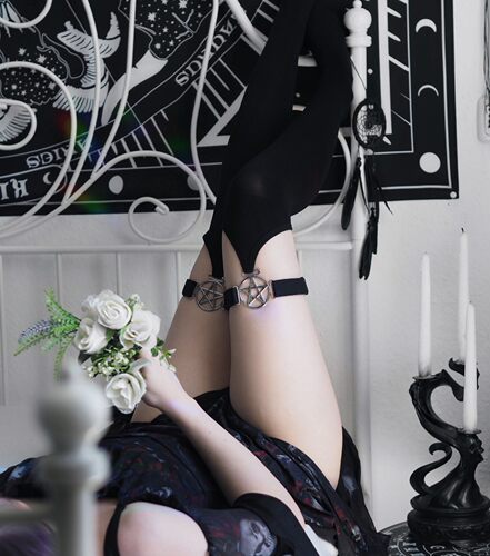 KILLSTAR暗黑哥特亚文化高筒袜