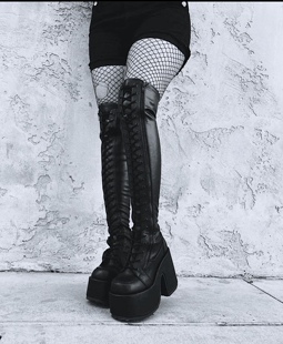 在途现货Demonia暗黑哥特亚文化Camel 300辣妹朋克摇滚松糕过膝靴