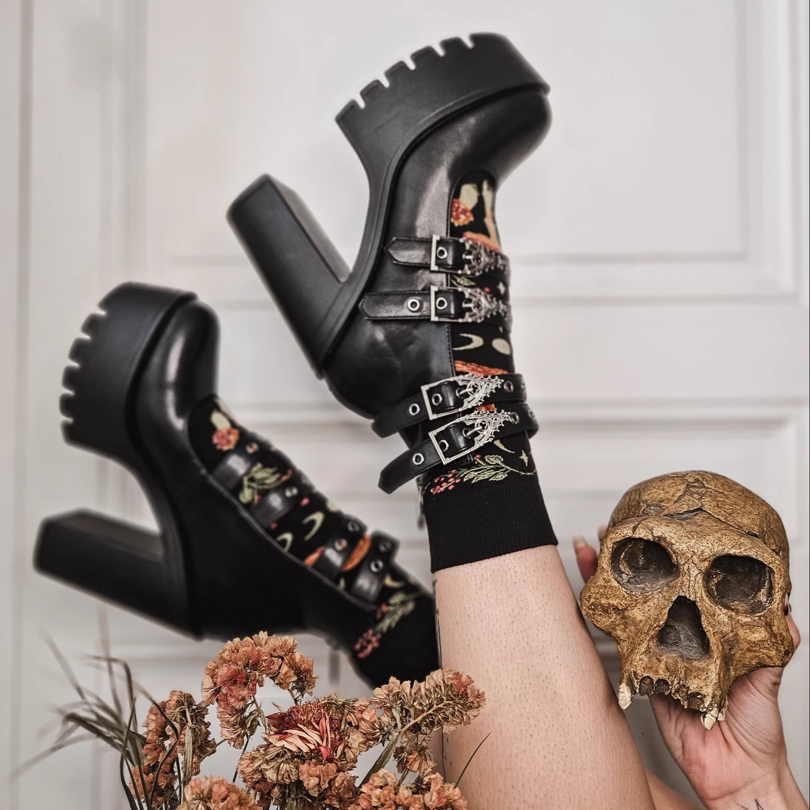 RESTYLE暗黑哥特亚文化高跟鞋