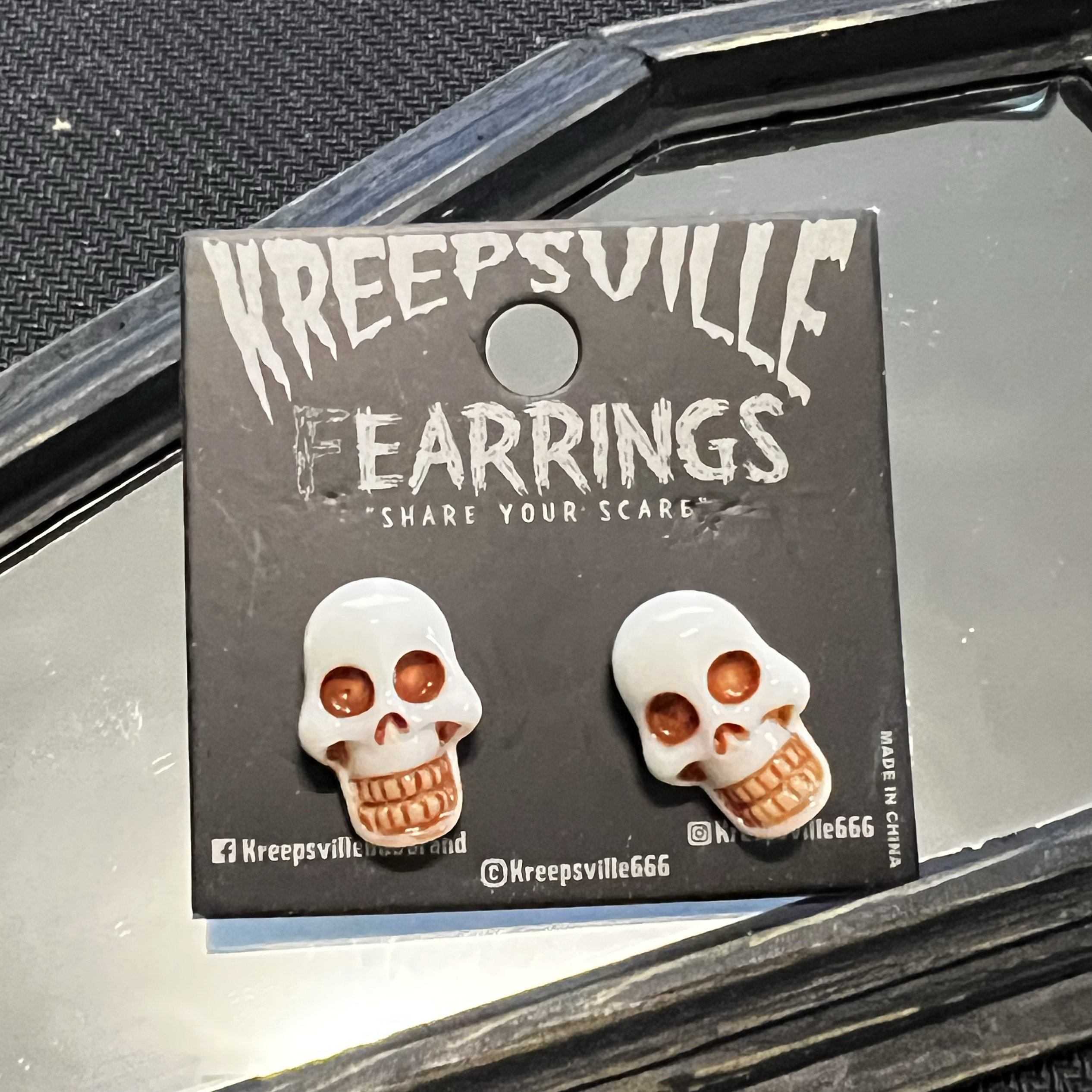 KREEPSVILLE666骷髅头耳钉