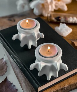 KILLSTAR暗黑哥特OSSUARY人骨教堂骷髅骨架脊椎陶瓷烛台一对