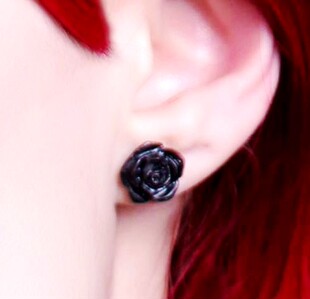 Alchemy Gothic E339 Black Rose Studs黑玫瑰复古暗黑哥特耳钉