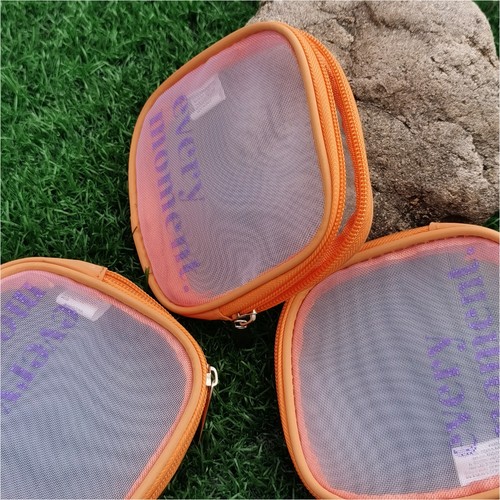 简约耐看法国原单网眼化妆洗漱用品旅行洗漱袋收纳包O42